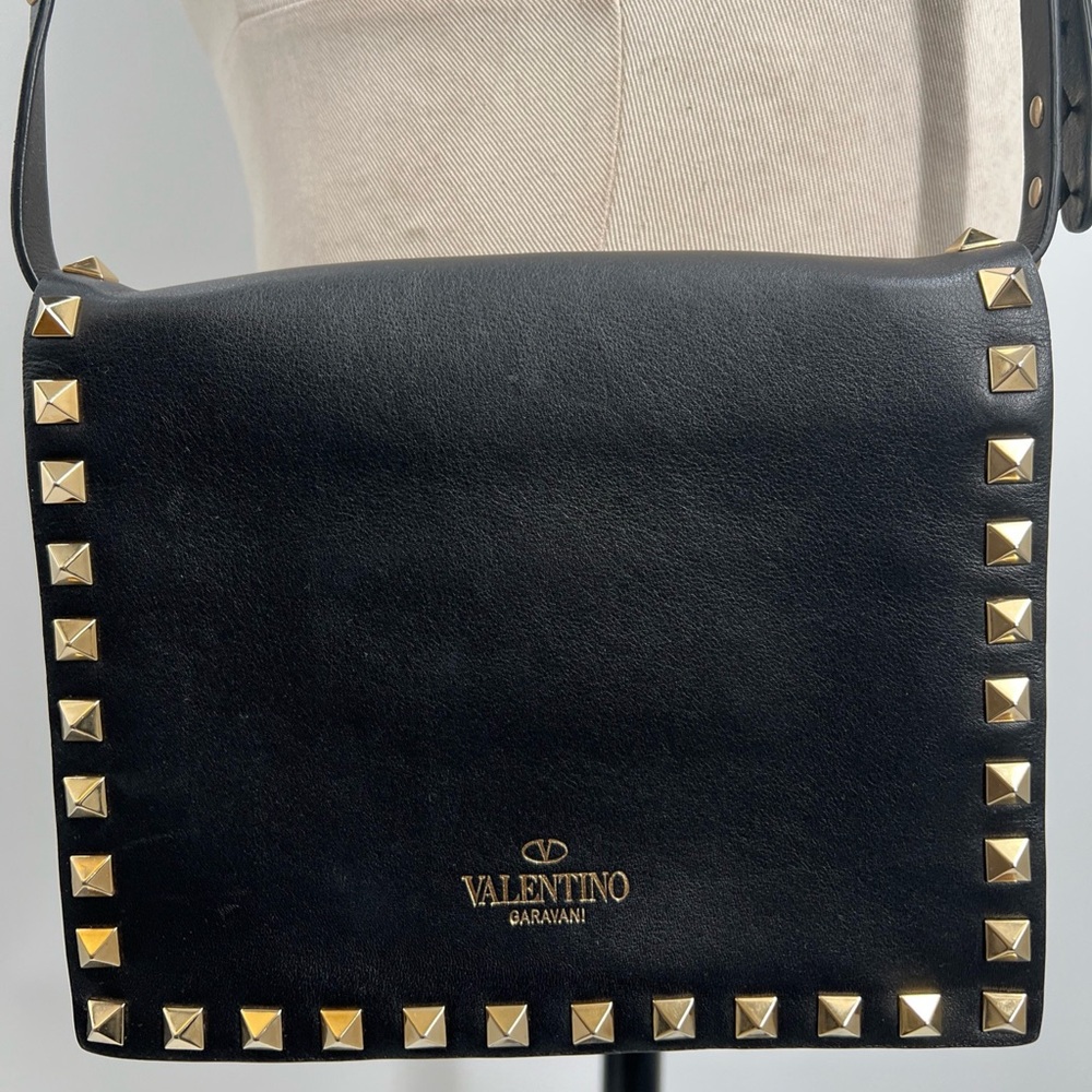 Valentino Garavani Women's Rock Stud Crossbody Rock Stud Black Leather Bag/Purse